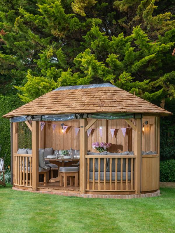 Crown Ascot Gazebo