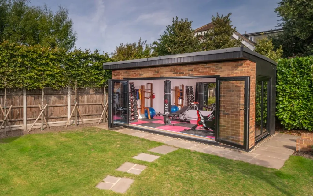 Garden gym room