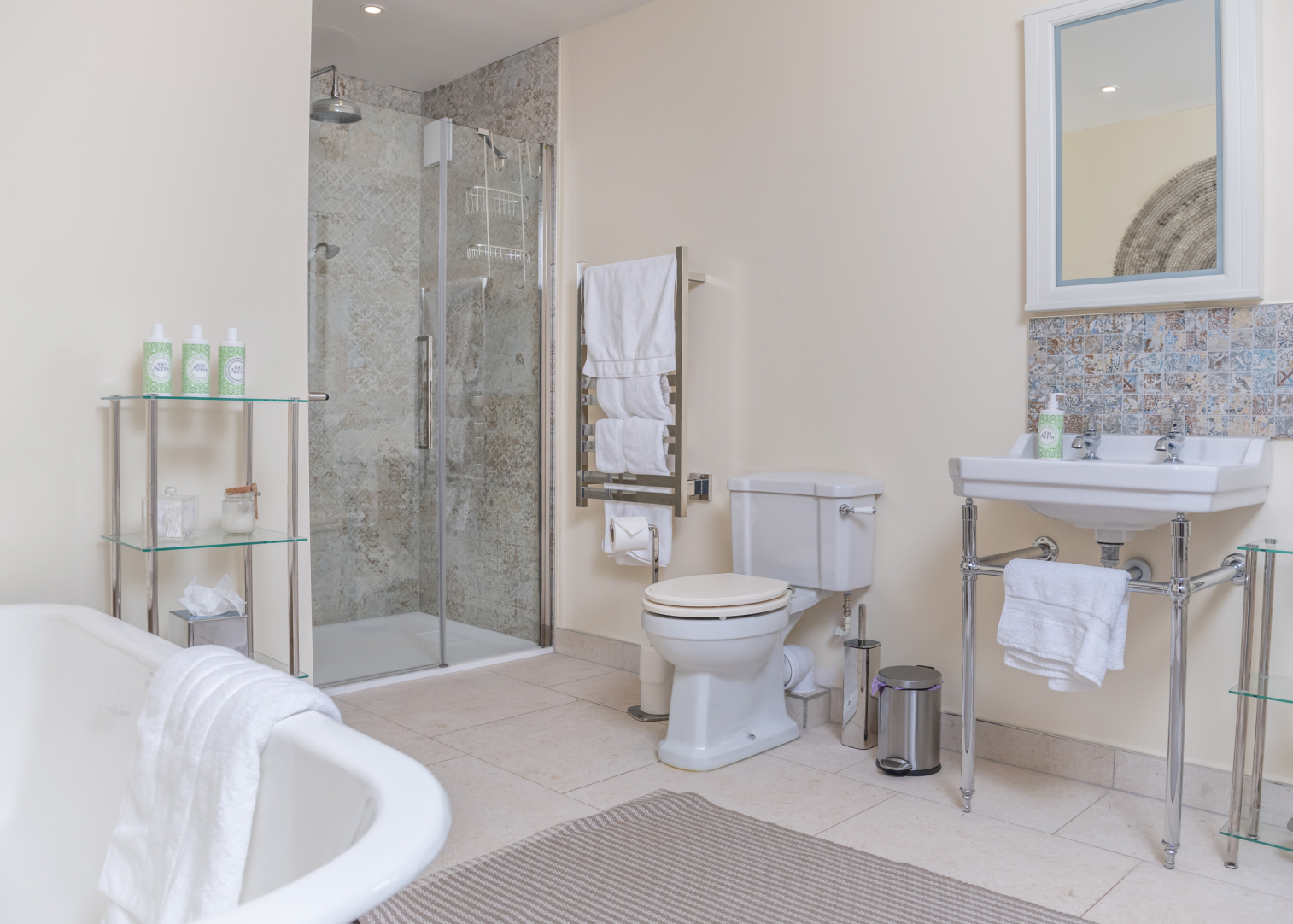 Bathrooms, Showers and W/C