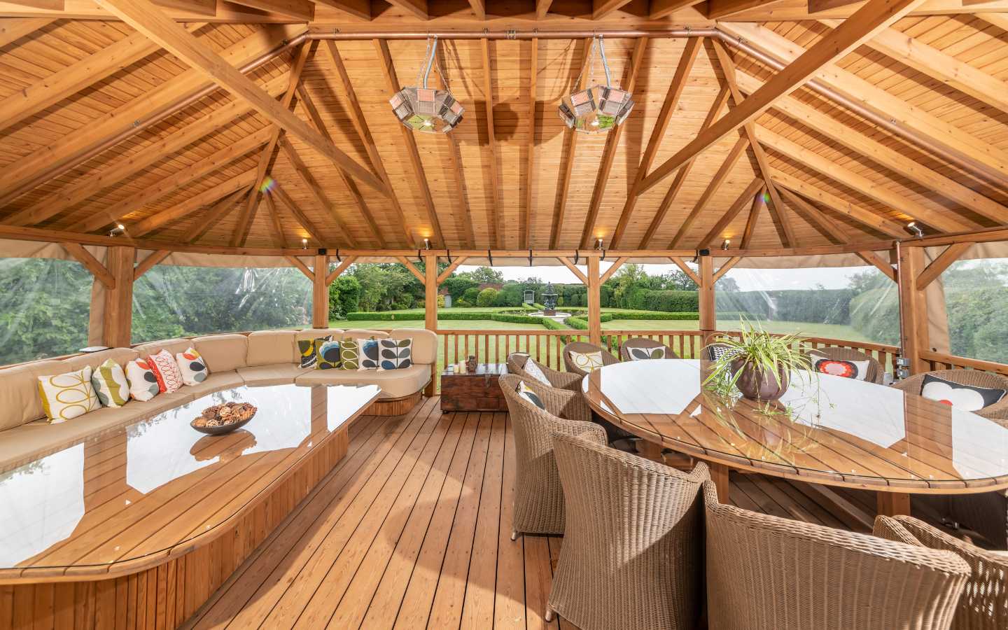 Versailles gazebo interior after refurbishment