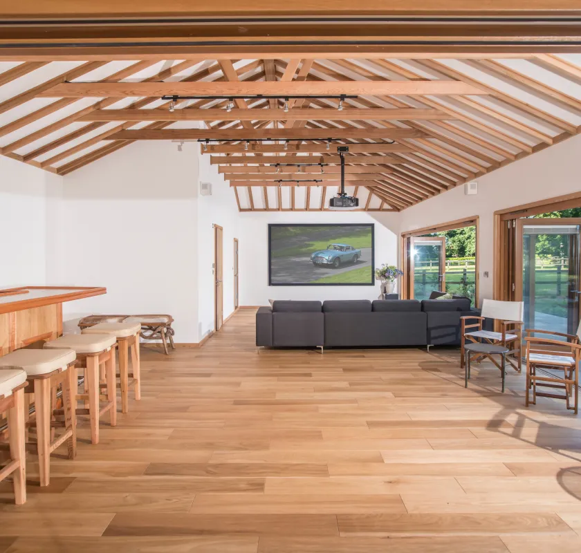 Scalable Bar Options