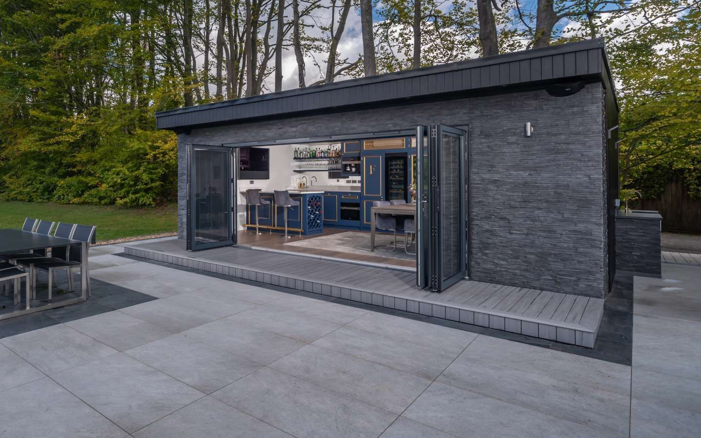 Can you build a garden room with a kitchen