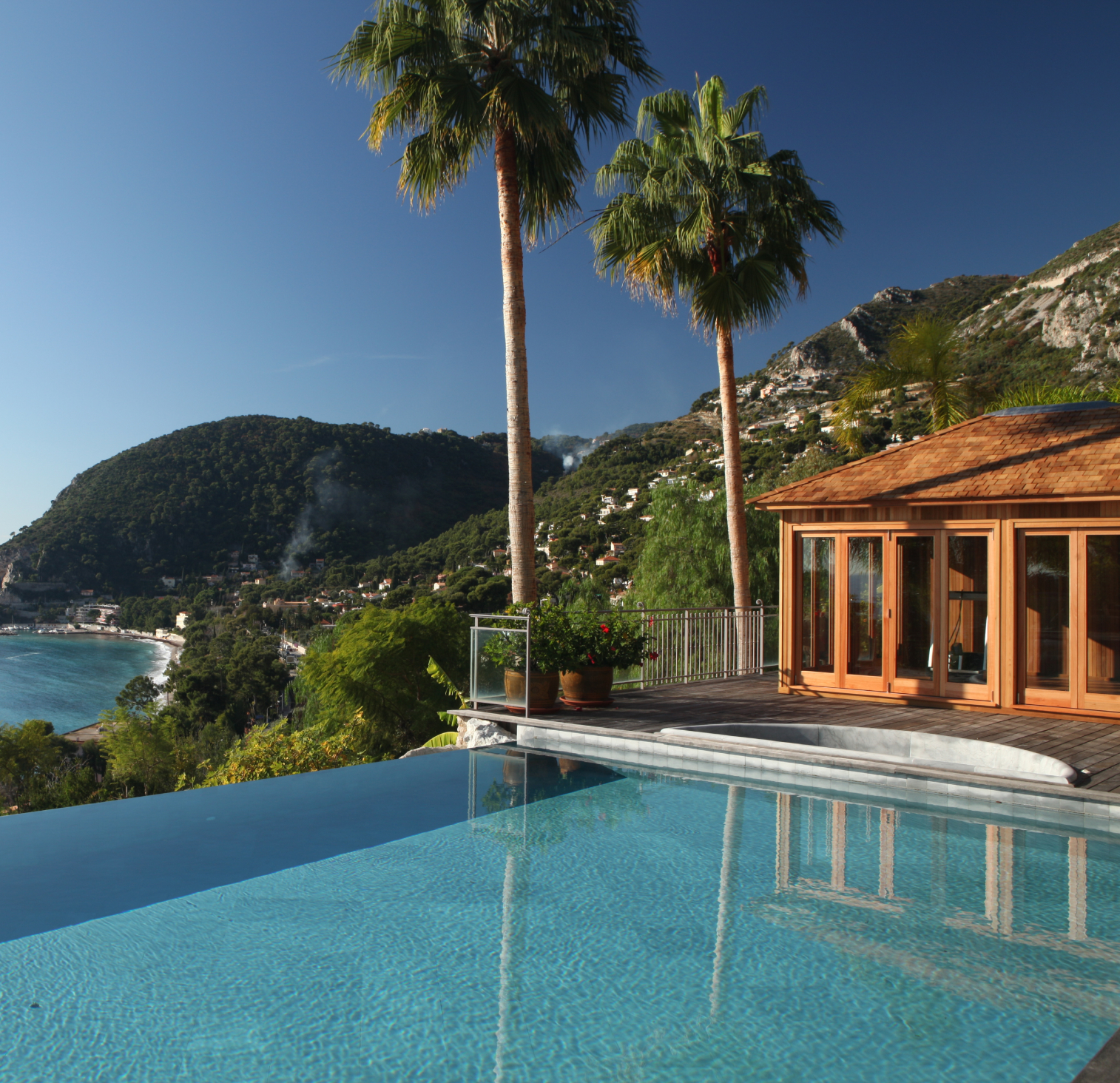 Garden Pool House Intro